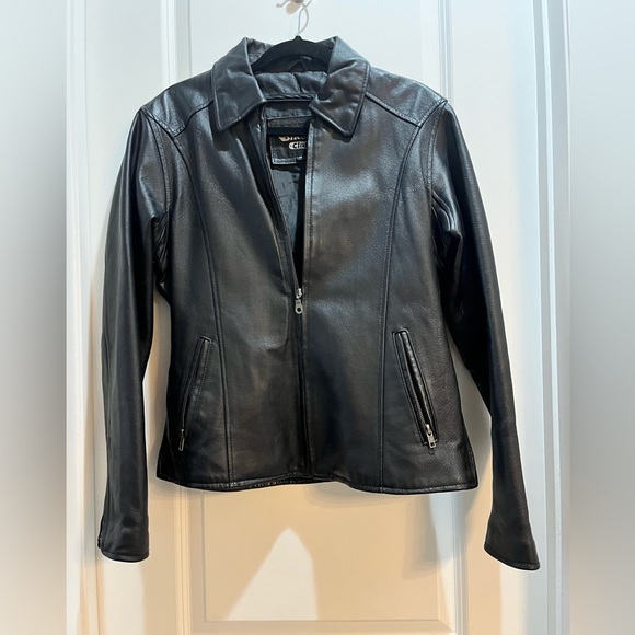 Biker's Club Black Leather Biker Full Zip Jacket Med ArmpitToArmpit 21”length26” - Picture 1 of 7